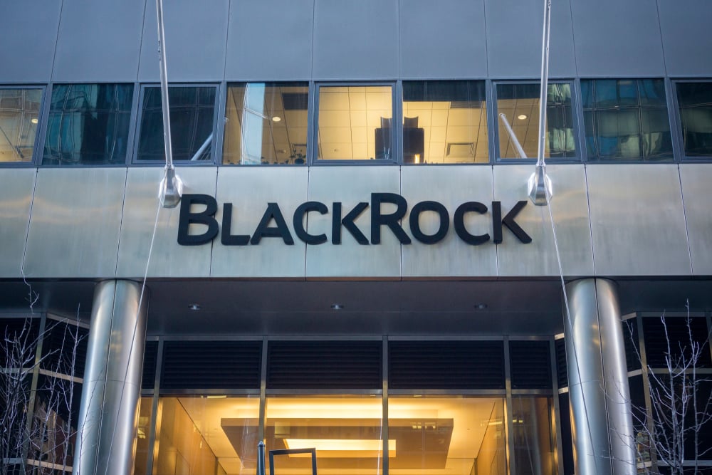 BlackRock Refiles Its Spot Bitcoin ETF Application, Lists Coinbase As ‘Surveillance-Sharing’ Partner