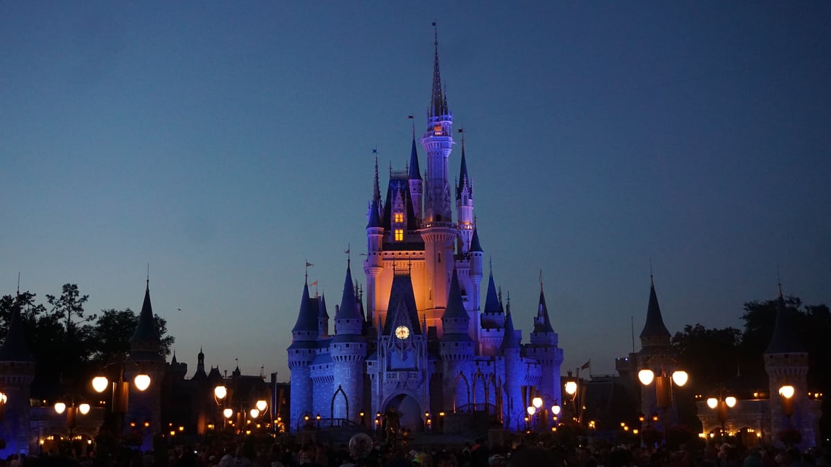 Disney Partners With Dapper Labs To Launch A Digital Pin Platform