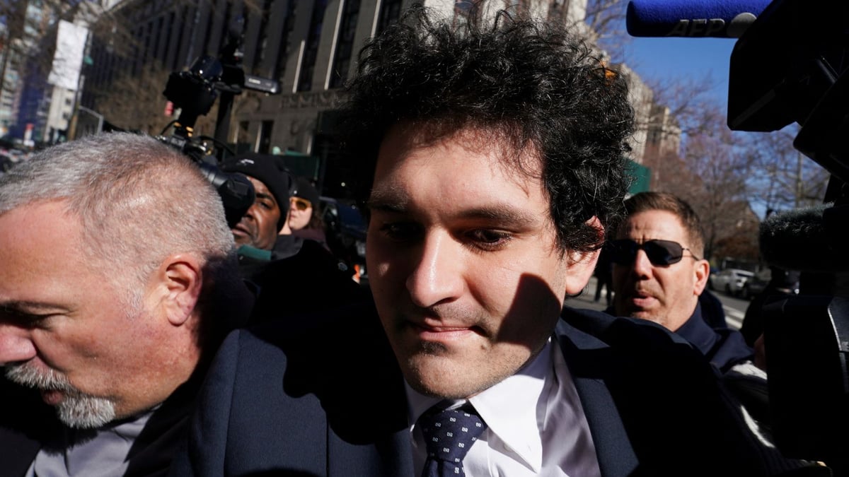 Sam Bankman-Fried Receives 25-Year Sentence for FTX Investor Fraud