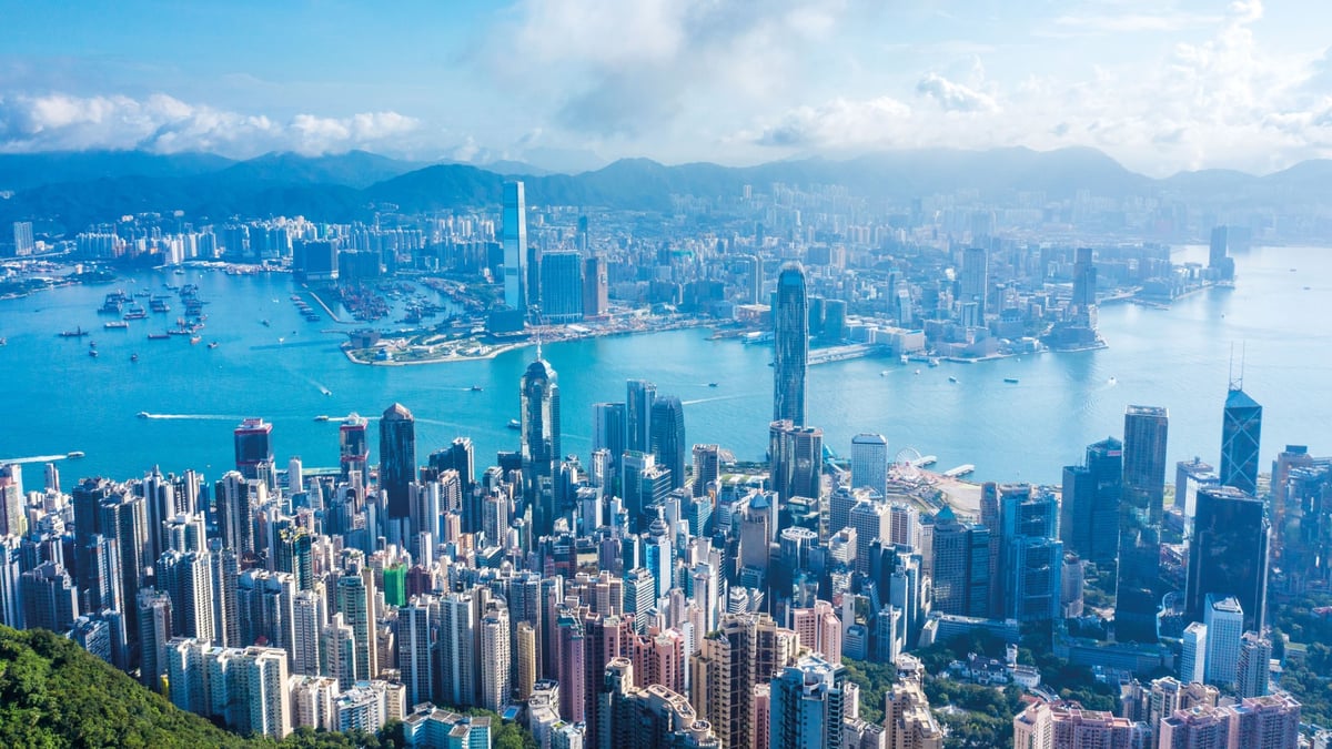 Asia's First Bitcoin and Ethereum ETFs Debut on Hong Kong Stock Exchange