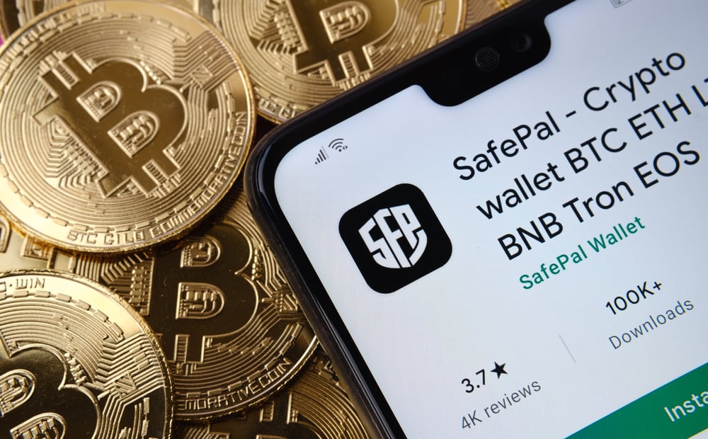 Crypto Wallet SafePal Witnesses Record Sign-Ups Following FTX's Insolvency